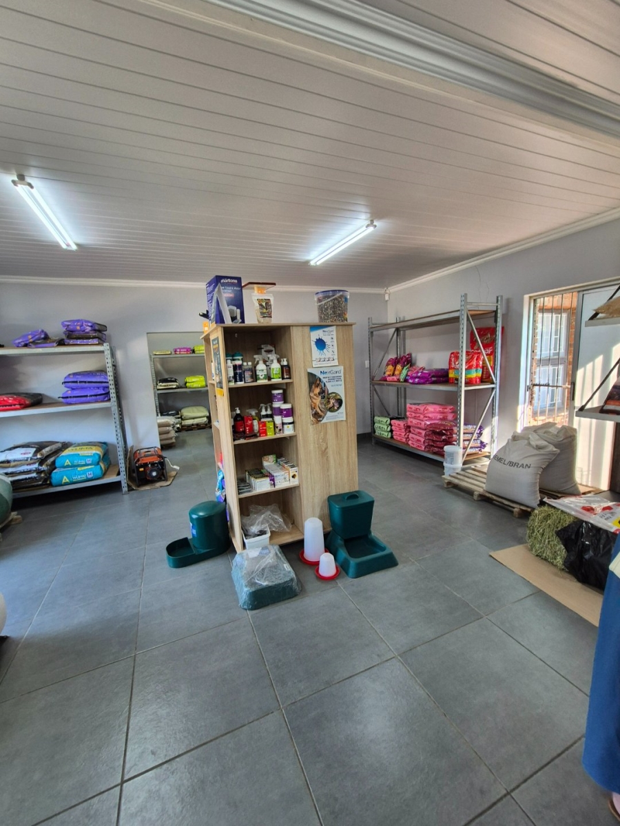 To Let commercial Property for Rent in Langenhovenpark Free State